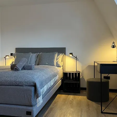 Studiowohnung 5 In דירה *